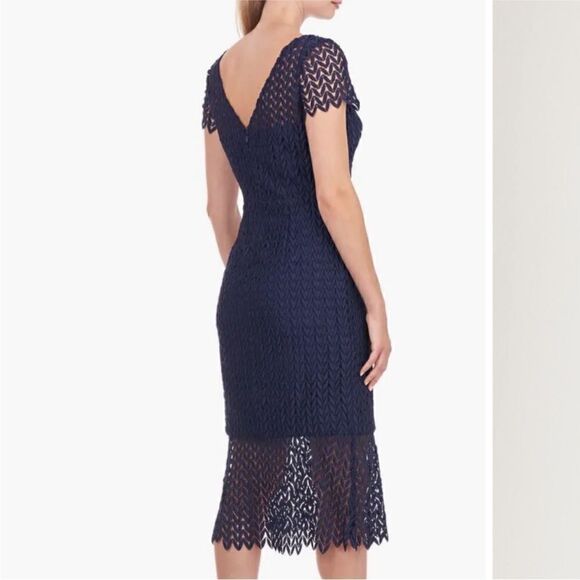 NWT Kay Unger Tatum Floral Lace Midi Cocktail dress
O9 - Picture 3 of 7